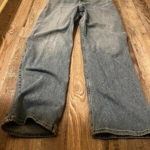 Hollister straight leg light blue demin jeans